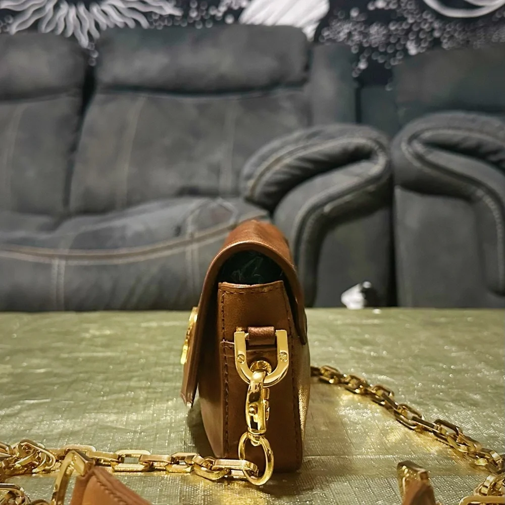 Vintage Tory Burch Brown leather Crossbody Bag with Gold Chain - Picture 11 of 14